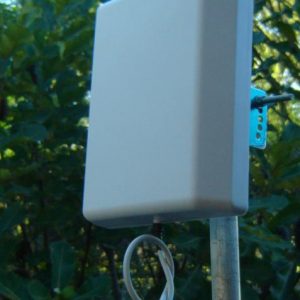 ANT0825D7K1, Dual Band 820- 960MHz/ 1700-2500MHz. Outside Antenna. Pole Mount. -0